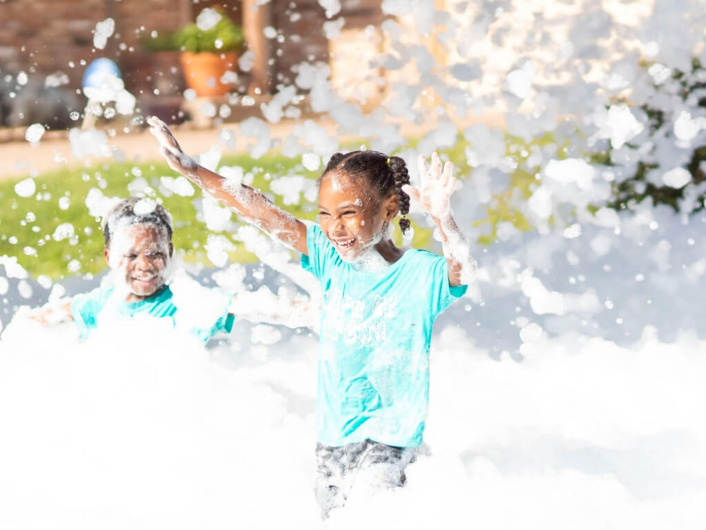 Foam machine in action